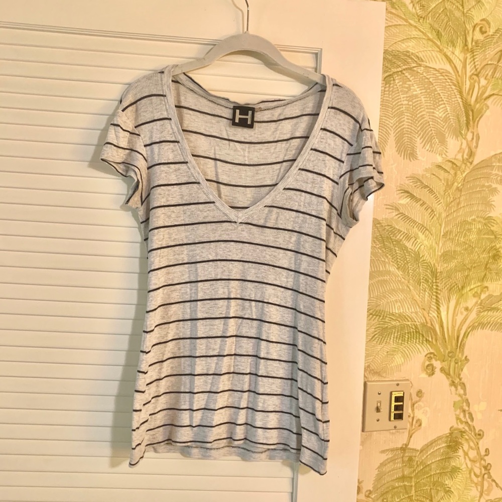H by Bordeaux top